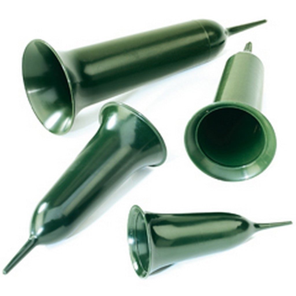 Graf vase of plastic green with a length of 42 cm