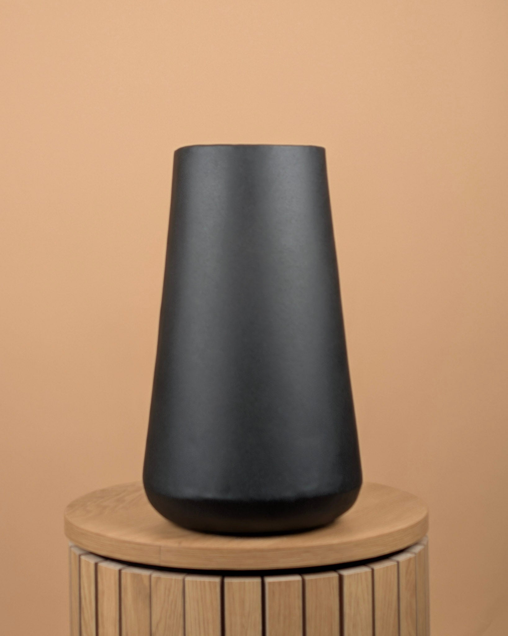 Noah – Zwart – 34 cm