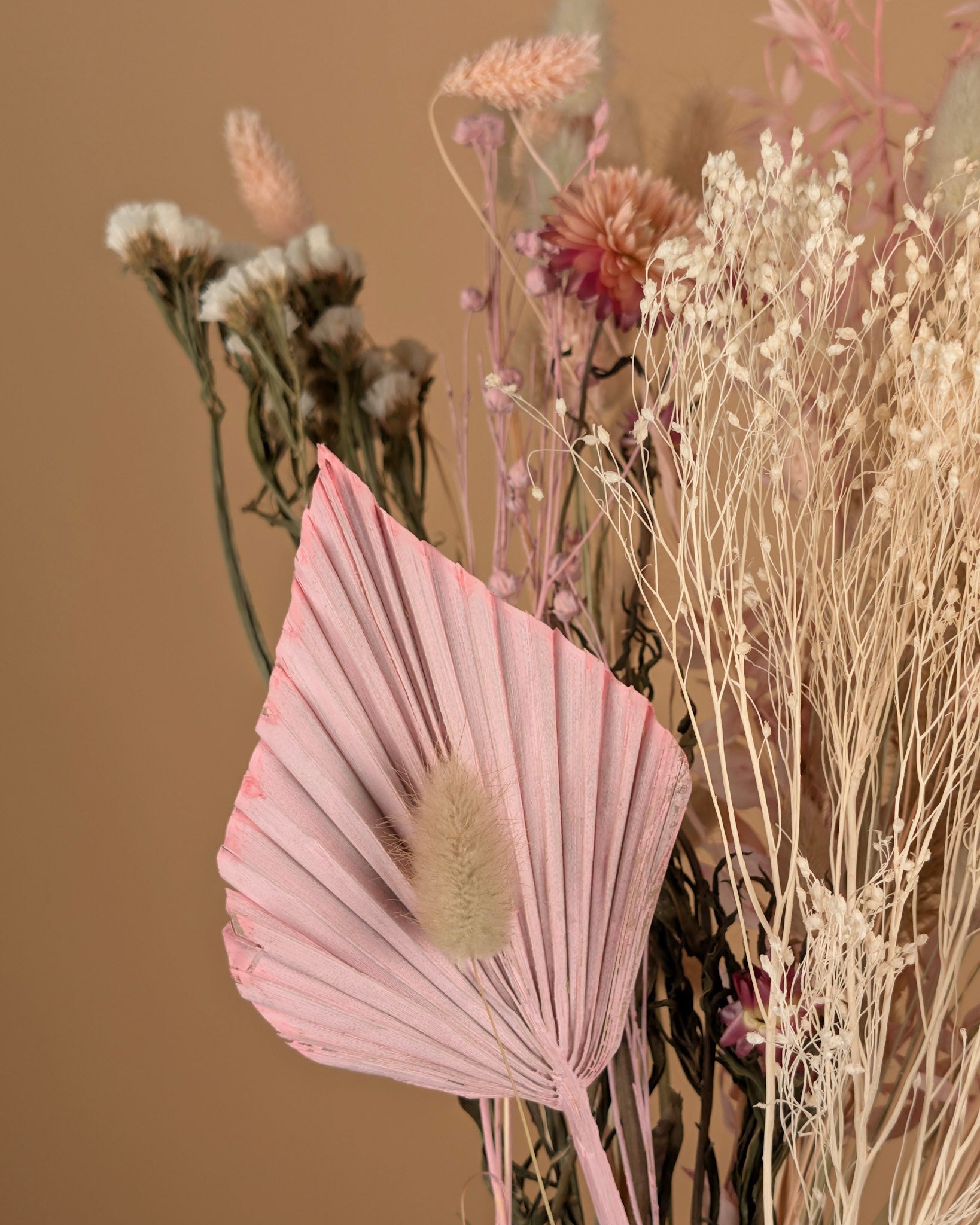 Dry bouquet blush
