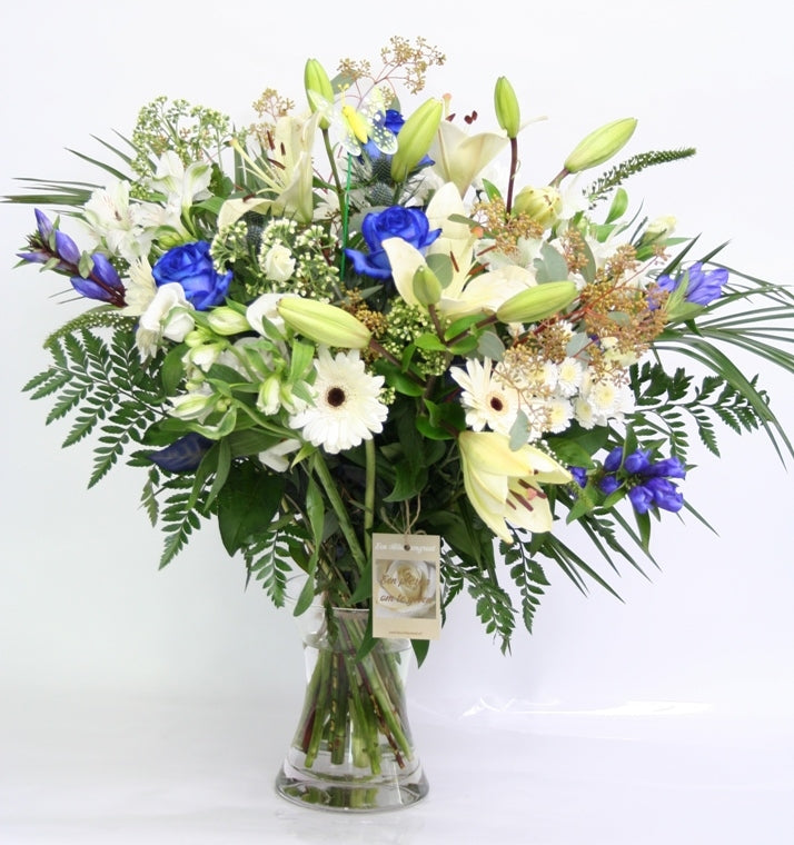 Boeket bloemen Blauwe Sensatie Gefeliciteerd