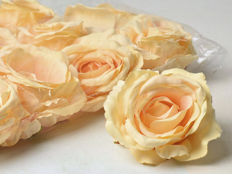Roos pastel geel d10cm